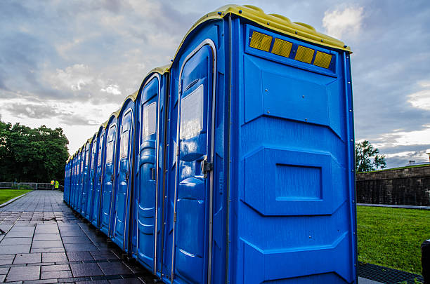 Best High-end porta potty rental  in Farmersville, CA
